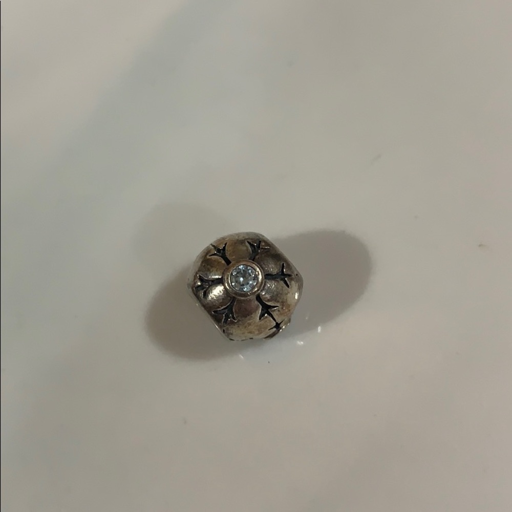 Authentic Pandora Retired Snowflake Charm